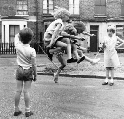 Claudia Casanova escritora novela histórica web página de la escritora Claudia Casanova La dama y el león La tierra de Dios La perla de Montlaurèl